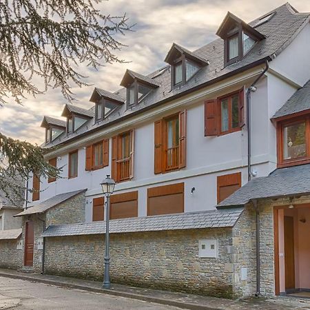 Saplan Real Estate Montlude Daire Les Dış mekan fotoğraf