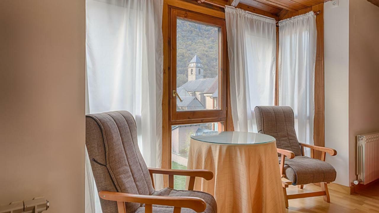 Saplan Real Estate Montlude Daire Les Dış mekan fotoğraf