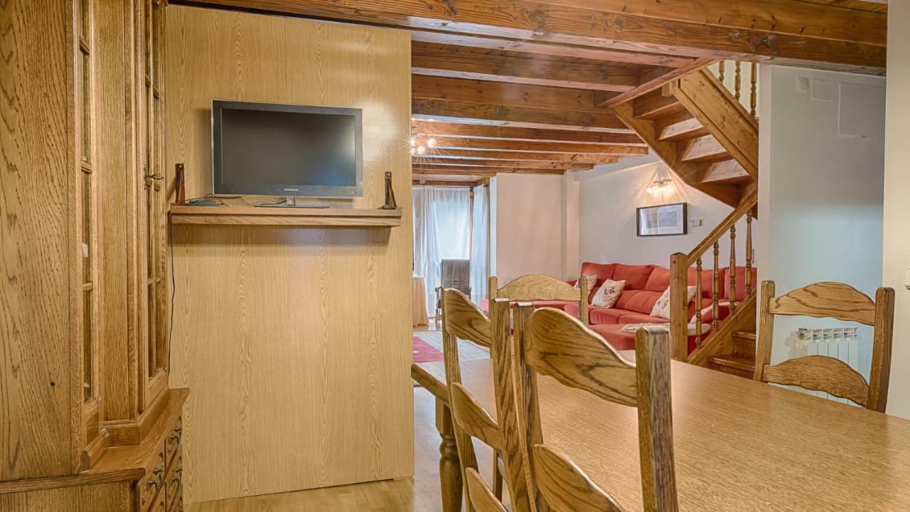 Saplan Real Estate Montlude Daire Les Dış mekan fotoğraf