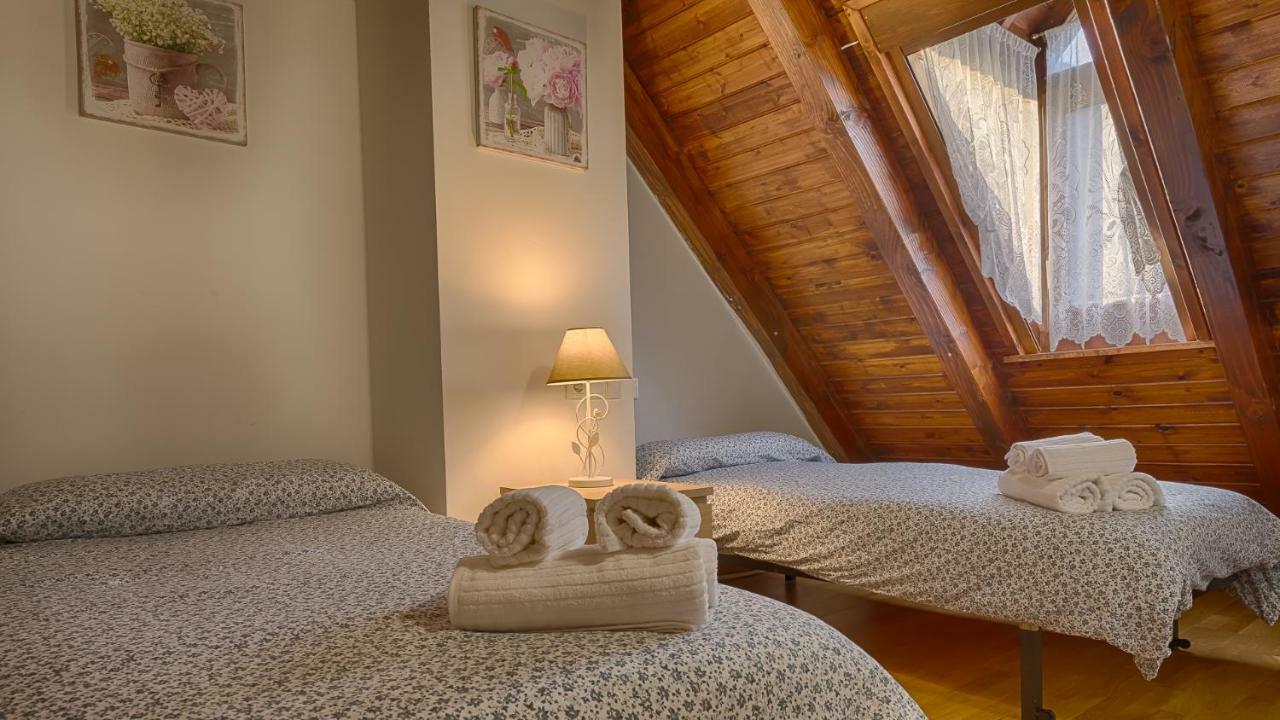 Saplan Real Estate Montlude Daire Les Dış mekan fotoğraf