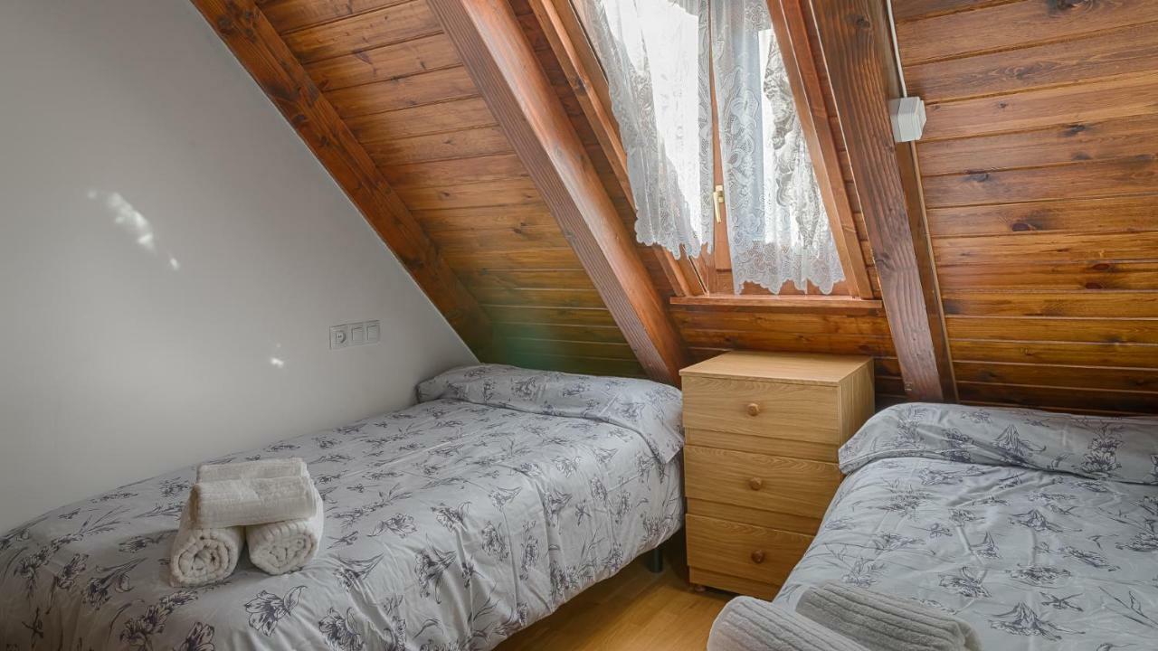 Saplan Real Estate Montlude Daire Les Dış mekan fotoğraf